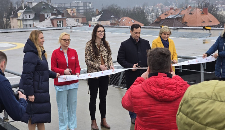 Karlovy Vary mají první heliport v ČR s automatickým hasicím systémem. Projekt realizovala společnost Adifex