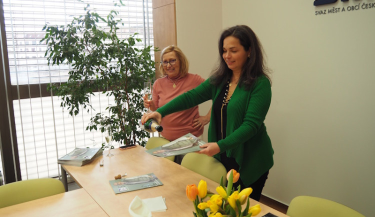 Svaz měst a obcí představil nový čtvrtletník INS – Inspirativní story