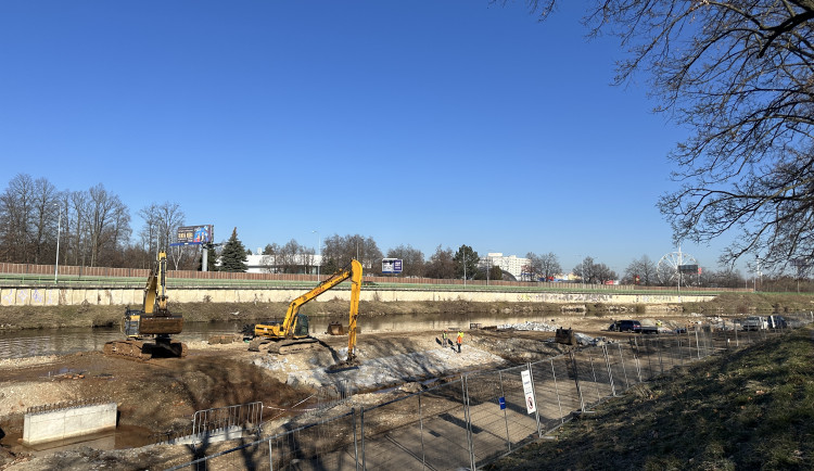 Výstavba Slunečního ostrova pokračuje podle plánu, nová relaxační zóna se návštěvníkům otevře již v létě