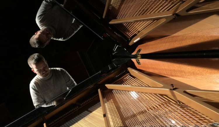 Everest: Epické hudební album o síle a vytrvalosti