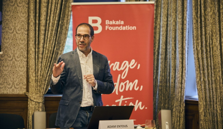 Staň se součástí světové komunity novinářů: Letní škola Journey přijímá přihlášky