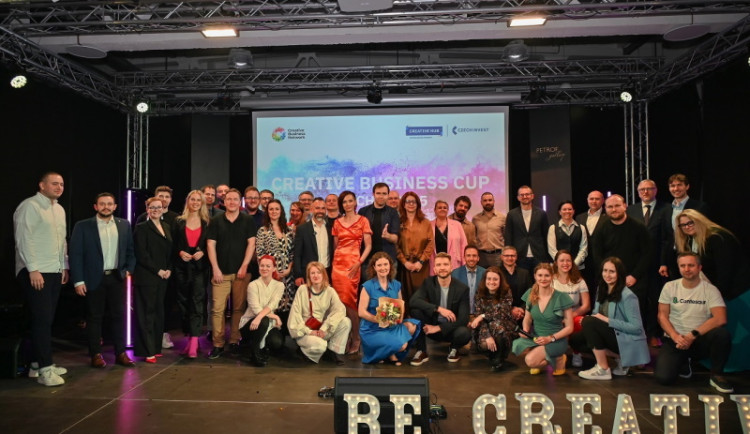 Soutěž Creative Business Cup ovládl startup Graphic Standard s aplikací pro marketéry využívající umělou inteligenci