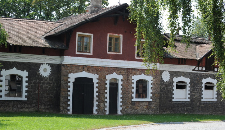 Rodina investovala desítky milionů do záchrany Hřebčína Napajedla. Proč to nestačilo?