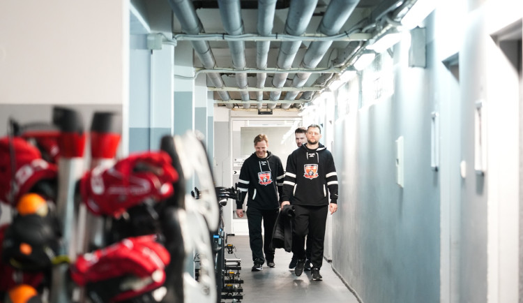 Sázková kancelář vrátí sázejícím peníze kvůli sporné brance v posledním zápasu mezi Hradcem a Boleslaví