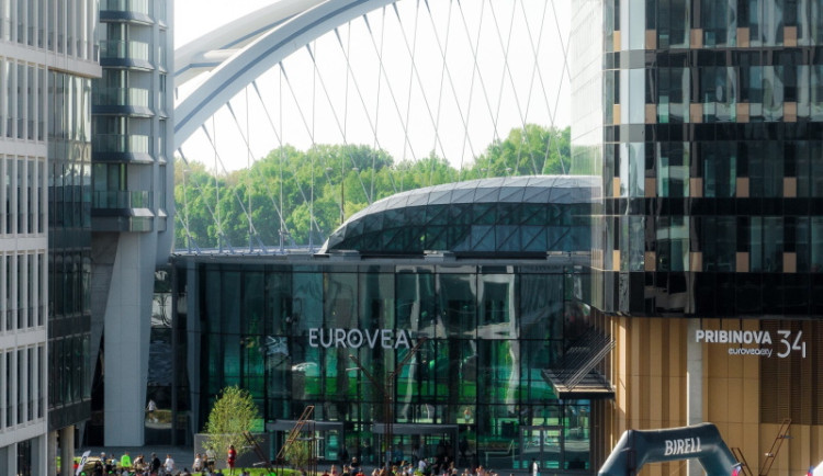 Eurovea slaví 15 let – Připravte se na nezapomenutelné zážitky!