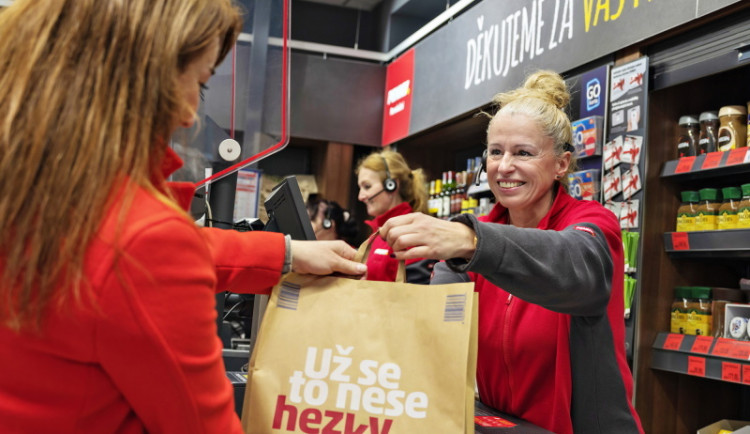 PENNY proti plýtvání: 900 tun potravin dostalo druhou šanci díky potravinovým balíčkům