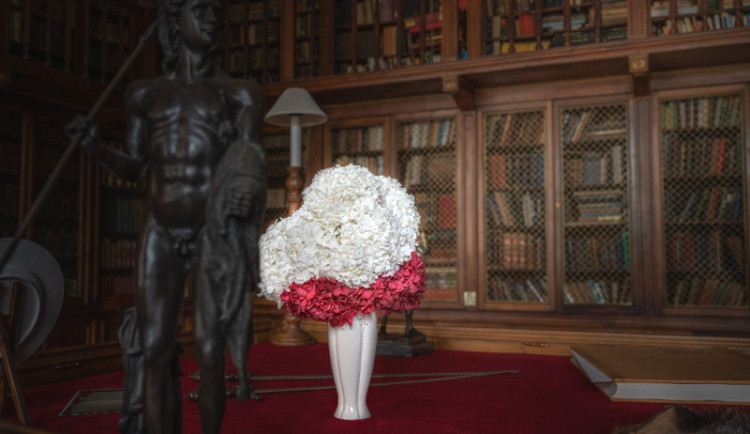 Sílu a moudrost květin představí Květnomluva na zámku Loučeň