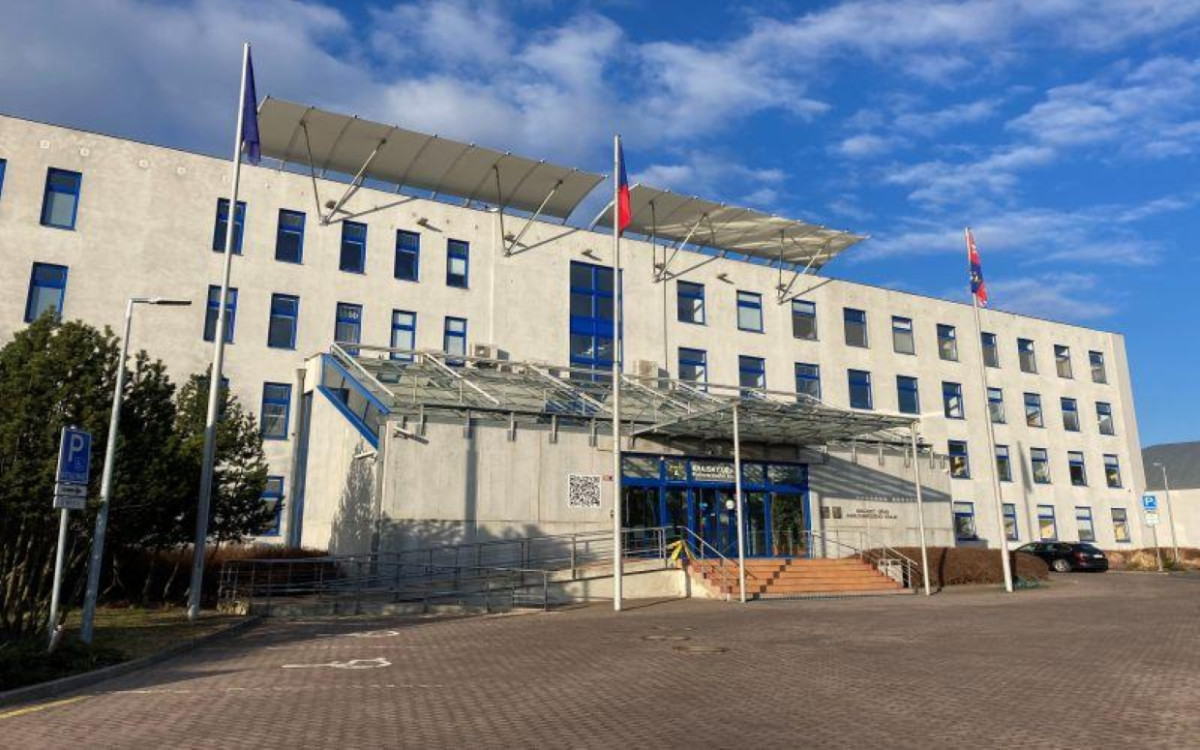 Krajský úřad Karlovarského kraje - ilustrační foto