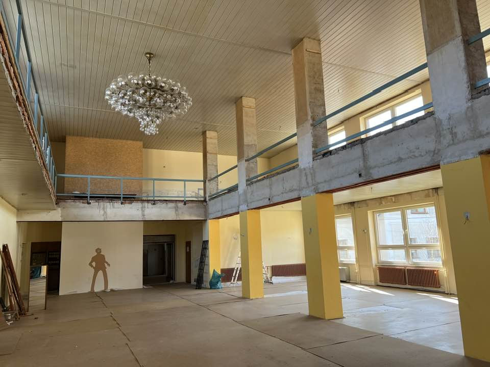 Ve Frýdlantě začala rekonstrukce společenského sálu v Besedě. Sloužil více než 40 let