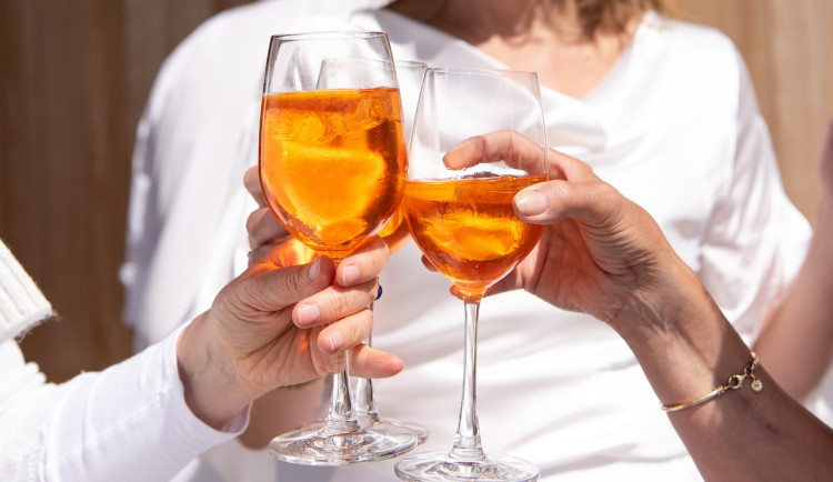 Opava bojuje proti alkoholu. Nová vyhláška zakazuje pití na veřejných místech, lidé si stěžovali na alkoholiky