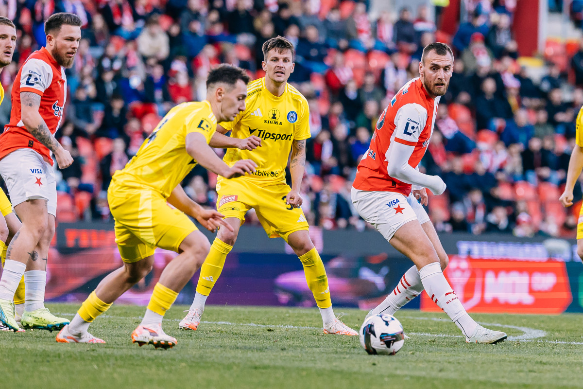 Fotbalisté Slavie v poháru vypadli s Olomoucí a přišli o možnost získat double