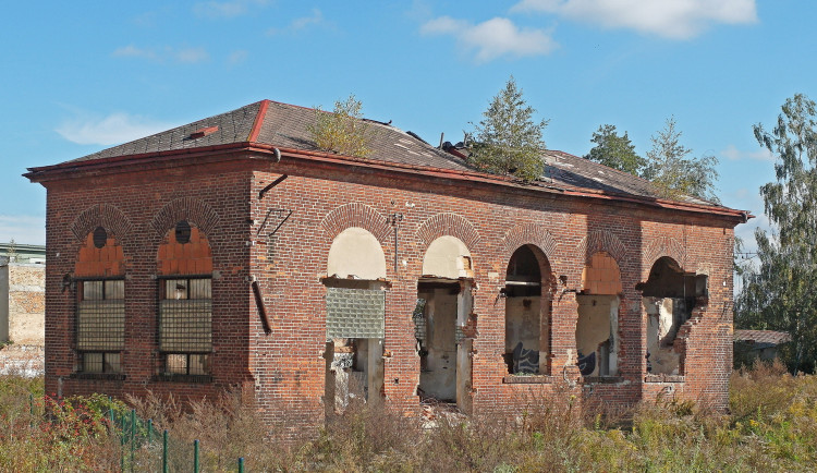Hradec Králové se chystá na demolici starých garáží a přístřešků v Kuklenách
