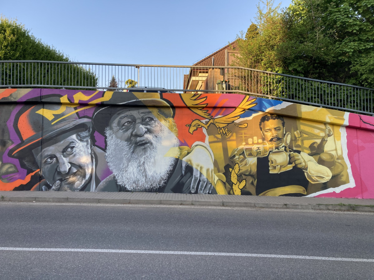 Severozápad Brna zdobí nová pocta Jiřímu Pechovi. Graffiti oživili původní autoři