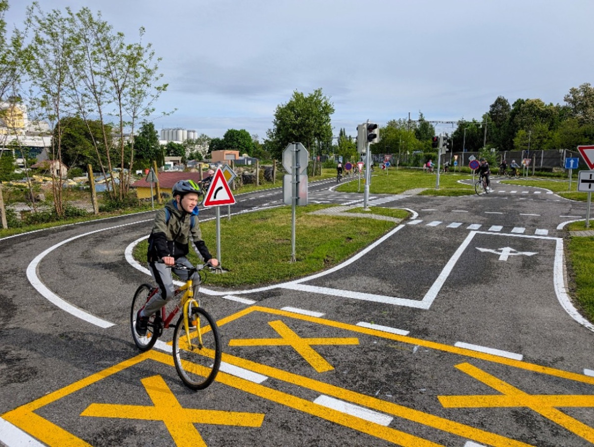 Na novém hřišti si děti procvičí silniční pravidla, otevřené bude každý den