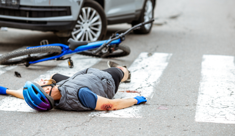 Začala cyklistická sezona. Největším rizikem jsou křižovatky ve městech