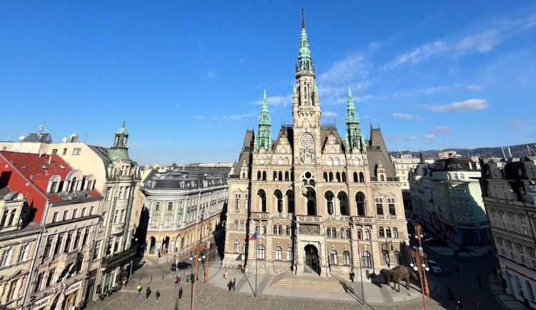 POLITICKÁ KORIDA: Korupční kauza na radnici. Co dál?