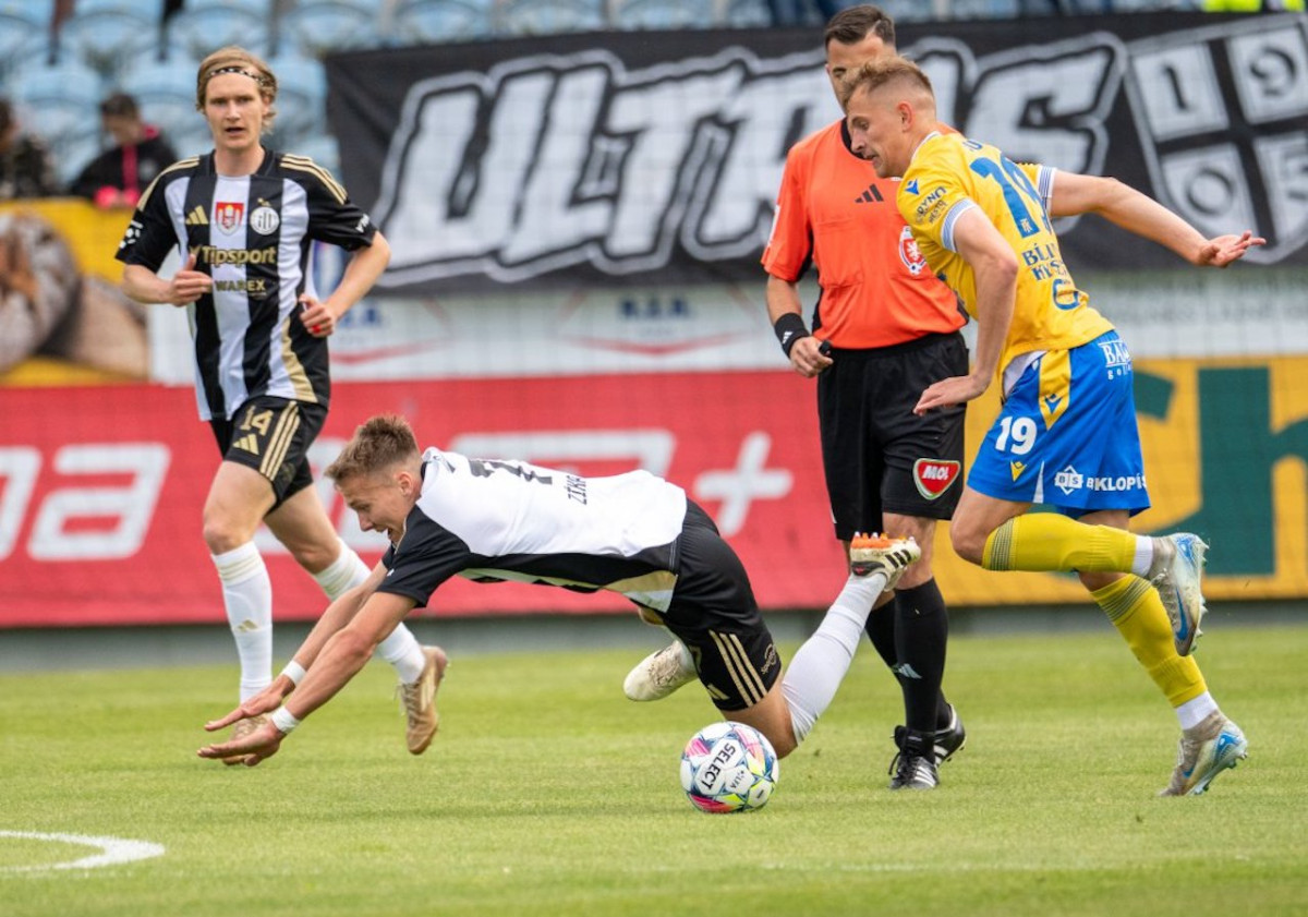 Fotbalisté Českých Budějovic v domácí ligové derniéře podlehli Teplicím 0:3