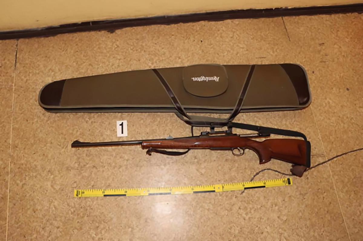 Prostějovští kriminalisté vypátrali ukradené zbraně, dva muže obvinili z nedovoleného ozbrojování