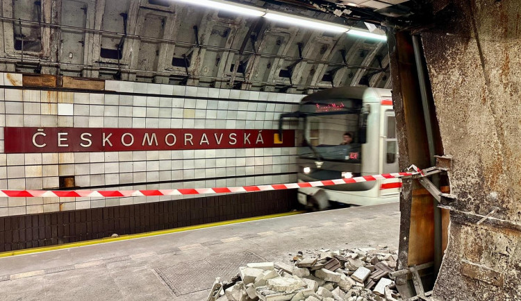 Aréna Libeň místo Českomoravské. Pro přejmenování stanice je Praha 9 i hlavní město