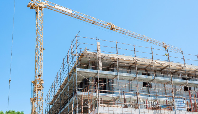 V Peci pod Sněžkou začíná stavba apartmánového komplexu s wellness Sv. Barbora