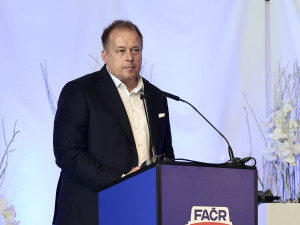 Novým předsedou Fotbalové asociace ČR byl zvolen Trunda, Fousek ve funkci končí