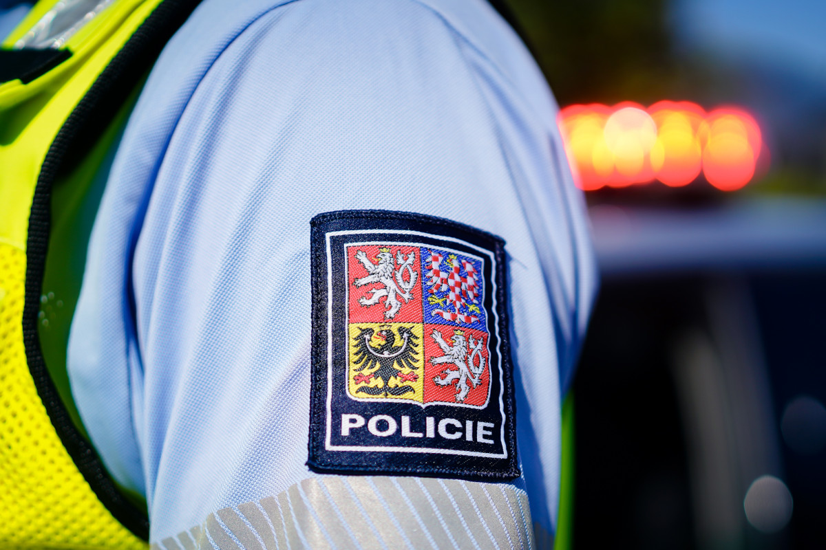 Policisté a hasiči si od července polepší o 3000 korun