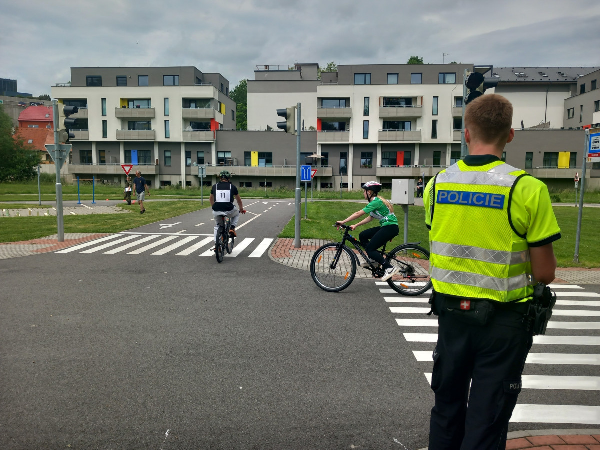 FOTO: Na dopravním hřišti v Jihlavě soutěžila téměř stovka mladých cyklistů