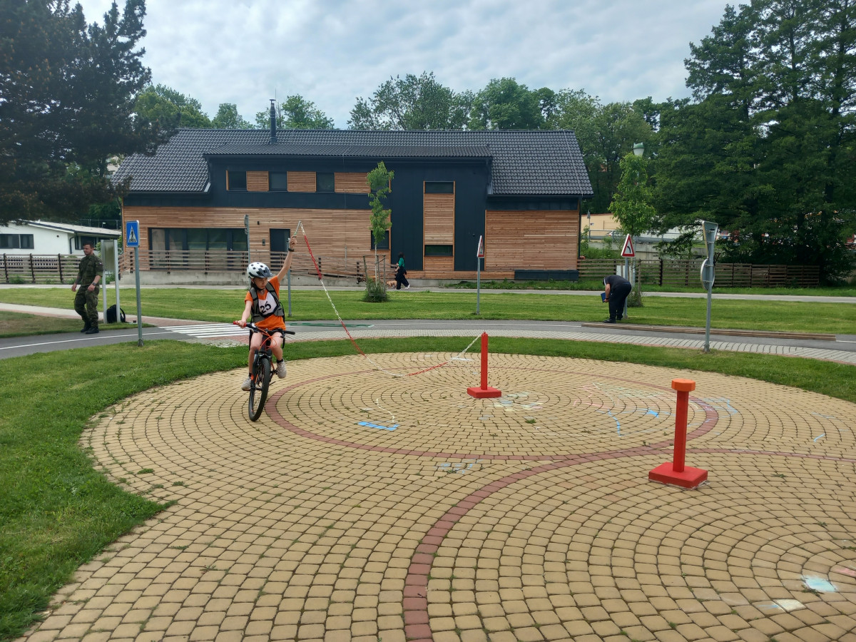 FOTO: Na dopravním hřišti v Jihlavě soutěžila téměř stovka mladých cyklistů