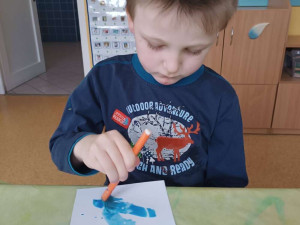 Vojtíšek zůstane navždy dítětem, jako by se zastavil čas. Rodiče to ale nevzdávají