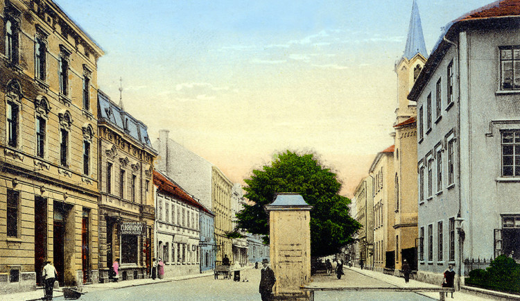 DRBNA HISTORIČKA: Lannovka bývala první pěší zónou, stávala tam reálka i hostinec se špatnou pověstí