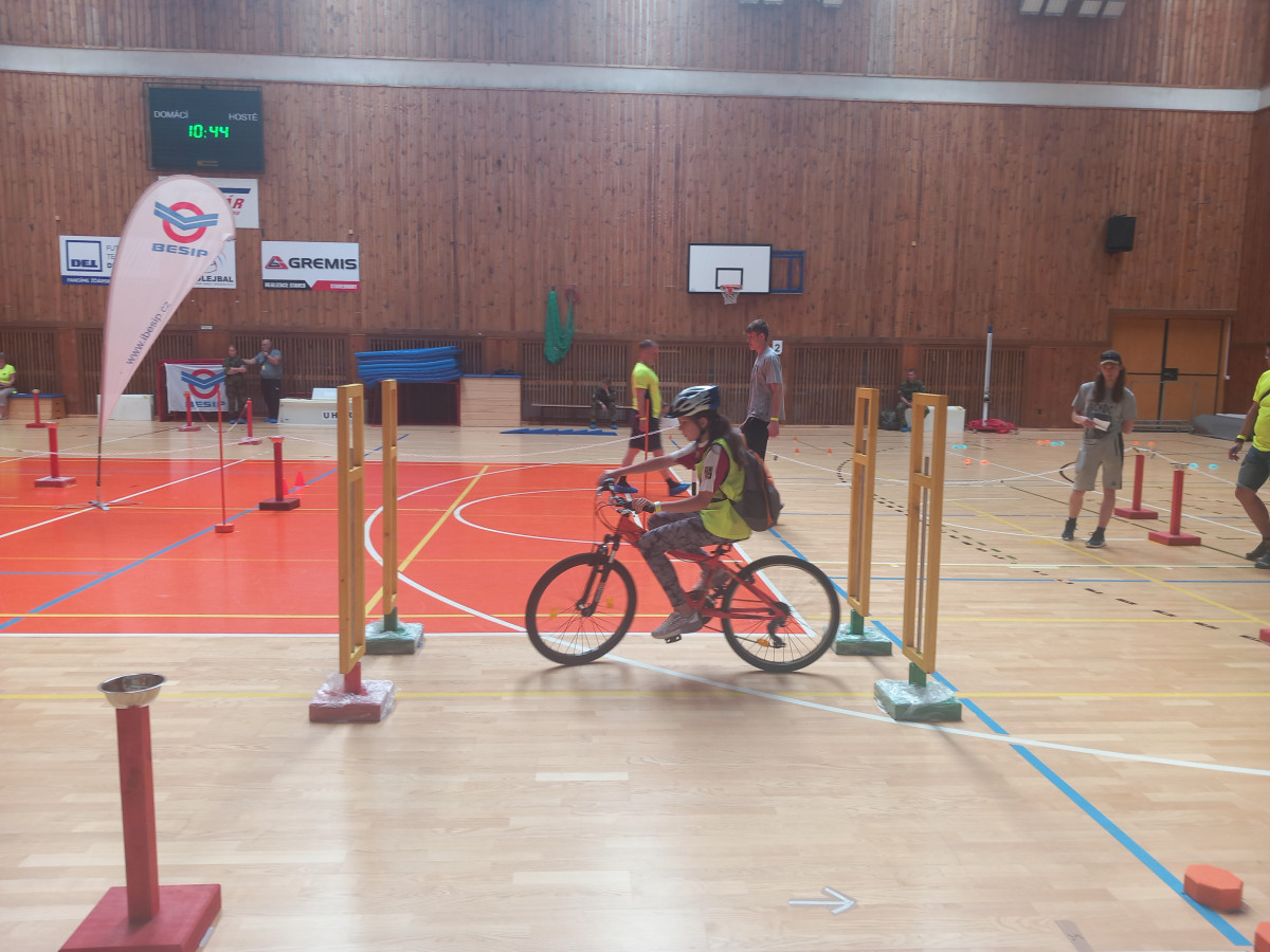 Do Žďáru se sjeli nejlepší mladí cyklisté z Česka. Jsou tam i školáci z Jihlavy