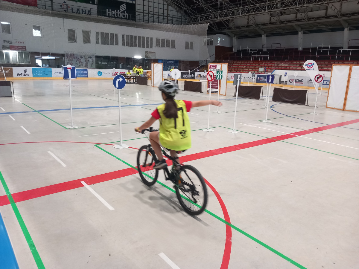 Do Žďáru se sjeli nejlepší mladí cyklisté z Česka. Jsou tam i školáci z Jihlavy