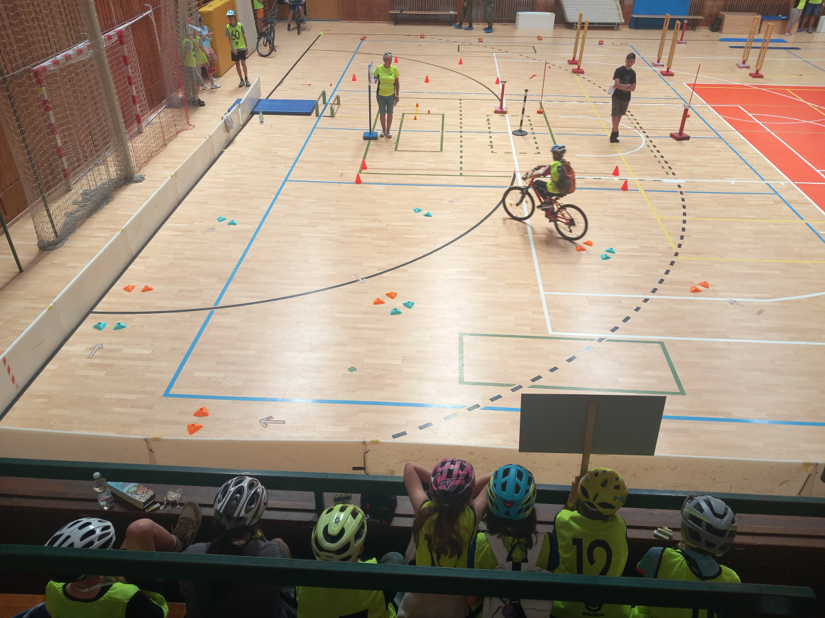 Do Žďáru se sjeli nejlepší mladí cyklisté z Česka. Jsou tam i školáci z Jihlavy