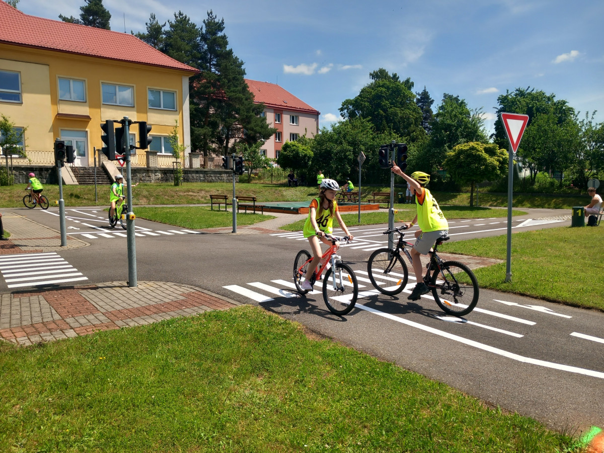 Do Žďáru se sjeli nejlepší mladí cyklisté z Česka. Jsou tam i školáci z Jihlavy