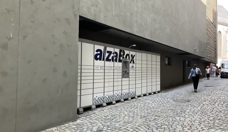 Začlenění do budov či nevýrazné barvy. Olomouc schválila strategii pro výdejní boxy