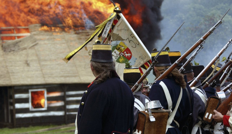 Bitva o Chlum: Historie ožívá, stovky vojáků a nezapomenutelná podívaná