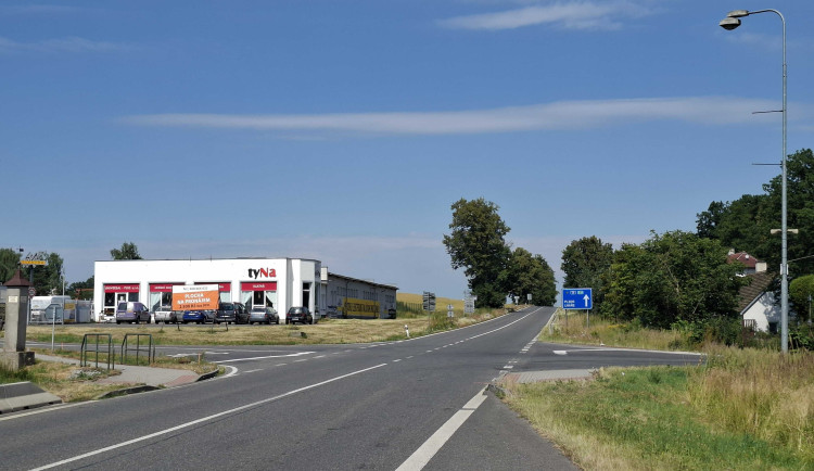 Silničáři od příštího týdne začnou v Blatné opravovat dvě křižovatky