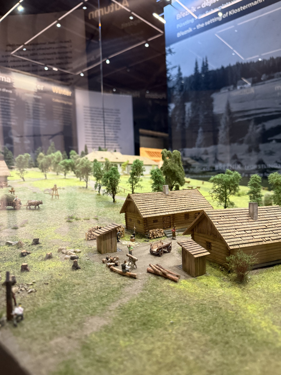 Expozice výstavy na Březníku