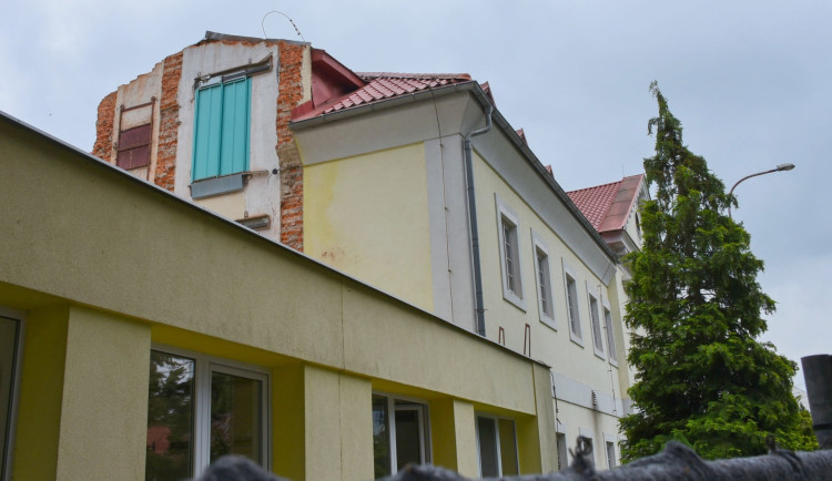 Kraj modernizuje domov pro seniory v Borohrádku za 86 milionů korun