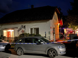 Evelínka narozená v sektě zůstane u pěstounů, komunita teď očekává narození dalšího miminka