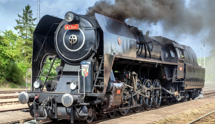 Legendární Šlechtična sveze milovníky železnice za krásami Chodska i na slavnosti