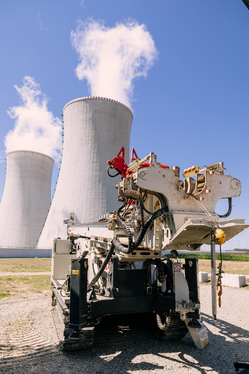 V Dukovanech začal geologický průzkum pro nové bloky, vrtů bude okolo 300