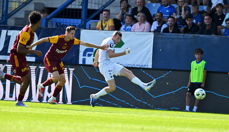 Důležitá výhra. Slovan U Nisy přehrál Duklu 2:0