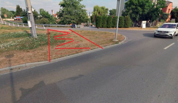 Důsledek korupce na kraji. Reklamace ošizené zakázky dnes zavře rušnou silnici v Litovli