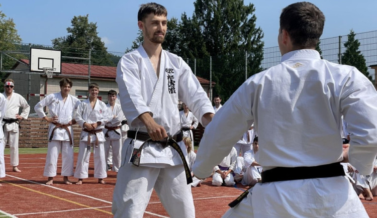 Sportovní svátek pro celou rodinu: Den náborů a sportu 2025 v Hradci Králové