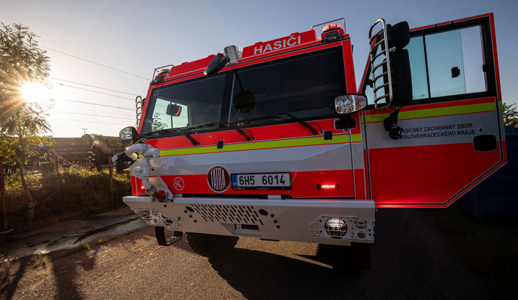 Hrdinové v Náchodě v akci:  Oslavte naše policisty, hasiči a záchranáře s hudbou a zábavou