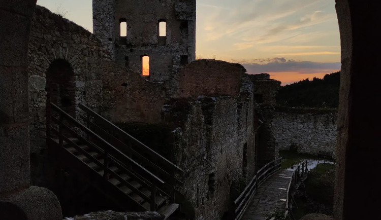 Památky ožijí Hradozámeckou nocí, nabídnou divadlo i prohlídky při svíčkách