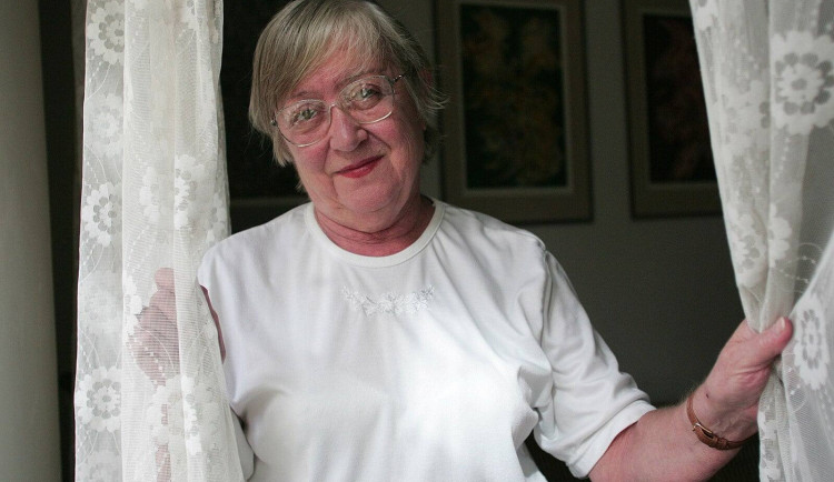 Náchod se loučí se Zdenou Salivarovou-Škvoreckou, spisovatelkou a překladatelkou