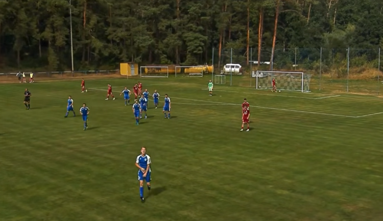 Při oslavě gólu zašátral v trenýrkách a vyvolal poprask, hráči hrozí přísný trest