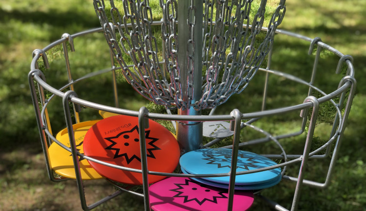 Jihlavská Drbna zve na setkání s čtenáři: Budeme povídat a zahrajeme si discgolf